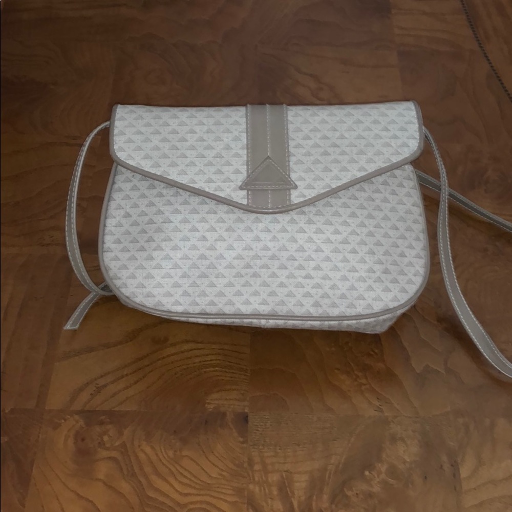 Handbag - Picture 5 of 5